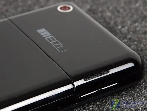 国产全触屏精品 魅族M8手机仅售1999元