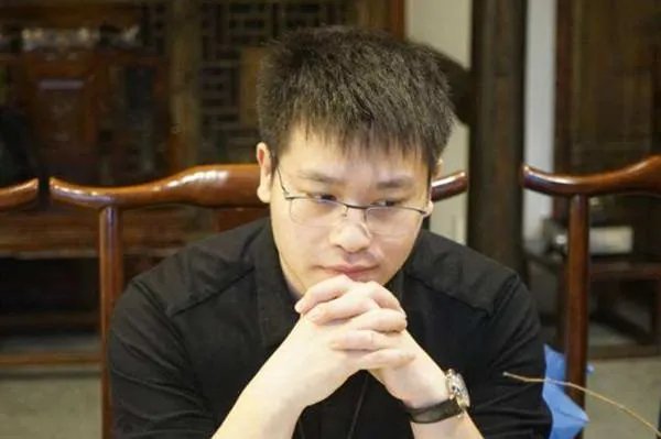 LOL大主播好友晒绿豆汤，暗示土豆和伊芙蕾雅?