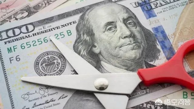 为什么黄金价格一直下跌？