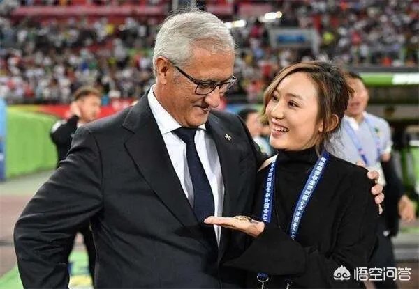 文筱婷把贵州恒丰队的队徽纹在腿上，你怎么看？