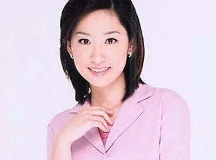 何炅的老婆照片王菁菁