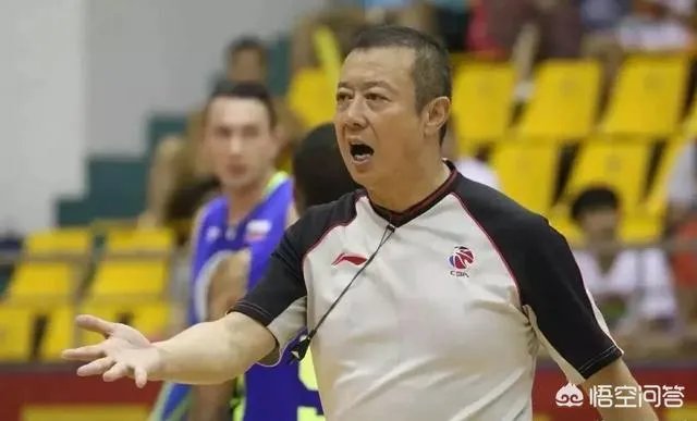 半决赛广东队VS辽宁队，杨茂功与闫军会是当值裁判吗？