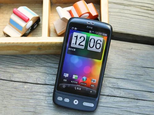 黑色人气更旺 HTC Desire今日再降40元