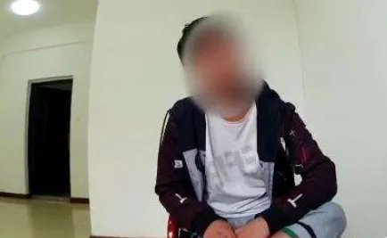 当黑客致40多家网吧网络瘫痪的男子被捕了吗？