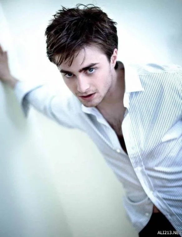 盘点十五位为电影献身的名演员!女超人居然也裸过