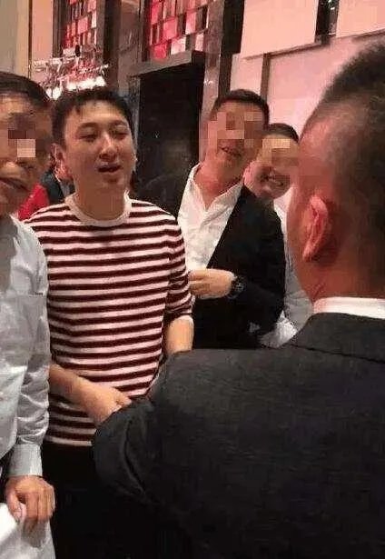 如何看待王思聪长春参加婚礼份子钱随了30万？