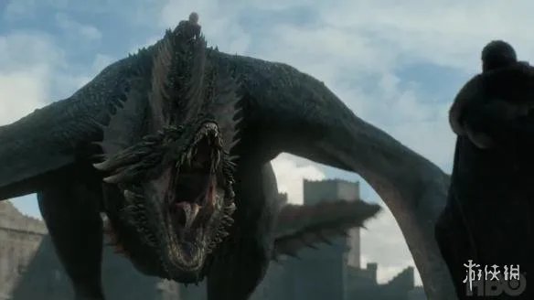 《权力的游戏》第七季第五集中字预告 龙妈骑龙吓雪诺