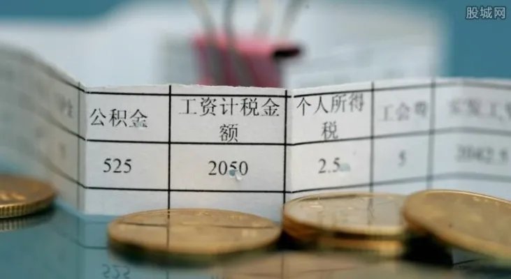 研究生月薪2500 网友吐槽现如今研究生如此掉价