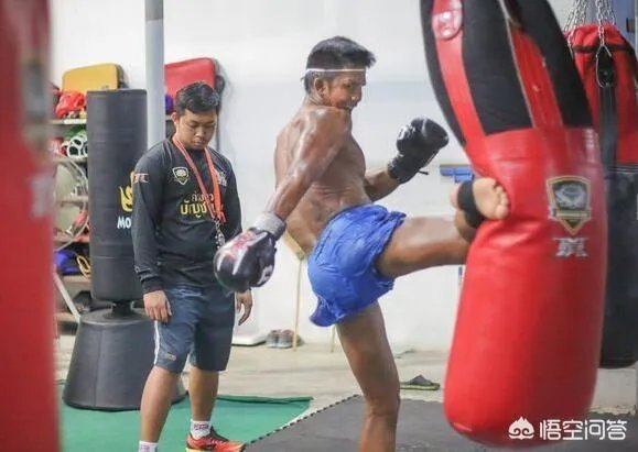 职业泰拳一年,为什么我的力量还是非常小?