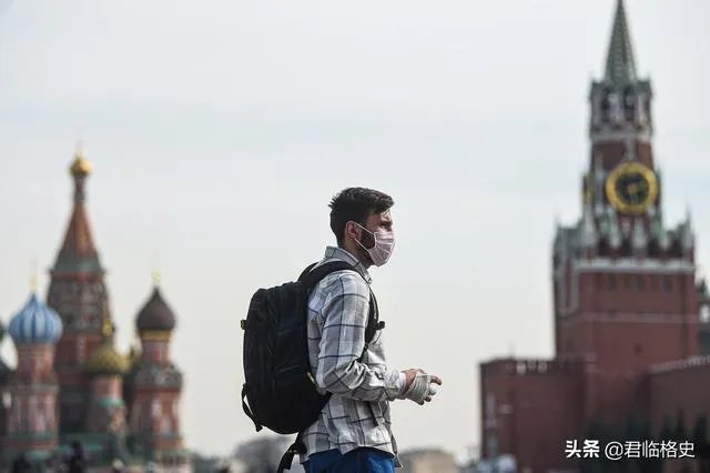 对于俄罗斯现在疫情快速增长大家怎么看？