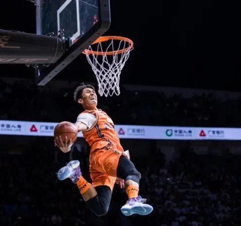 矣进宏是什么民族？