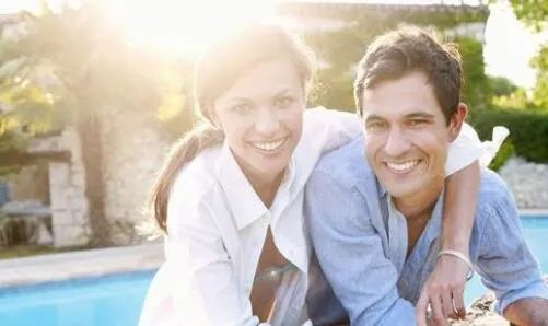 恋人跟情人关系一样吗 情人之间靠什么维持感情