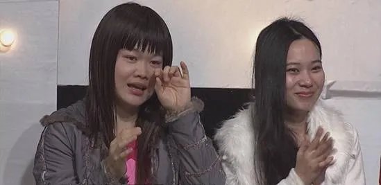 逗笑与逗乐的节目主持人