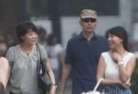 葛优有几个孩子？