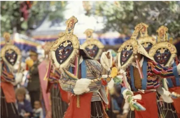 藏戏的主要特点是什么