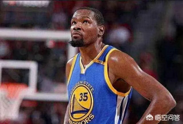 杜兰特与勇士队续约1+1合同，他会在勇士队终老么？