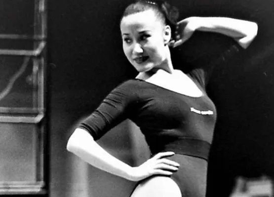 健美皇后马华：41岁事业顶峰时，患上急性白血病，半年后病逝