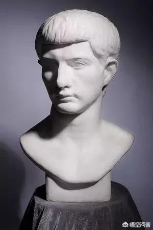 伦勃朗的用光特点有哪些？