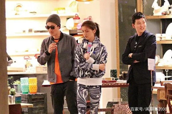 吴千语谈及林峰便泣不成声，她后悔了吗？