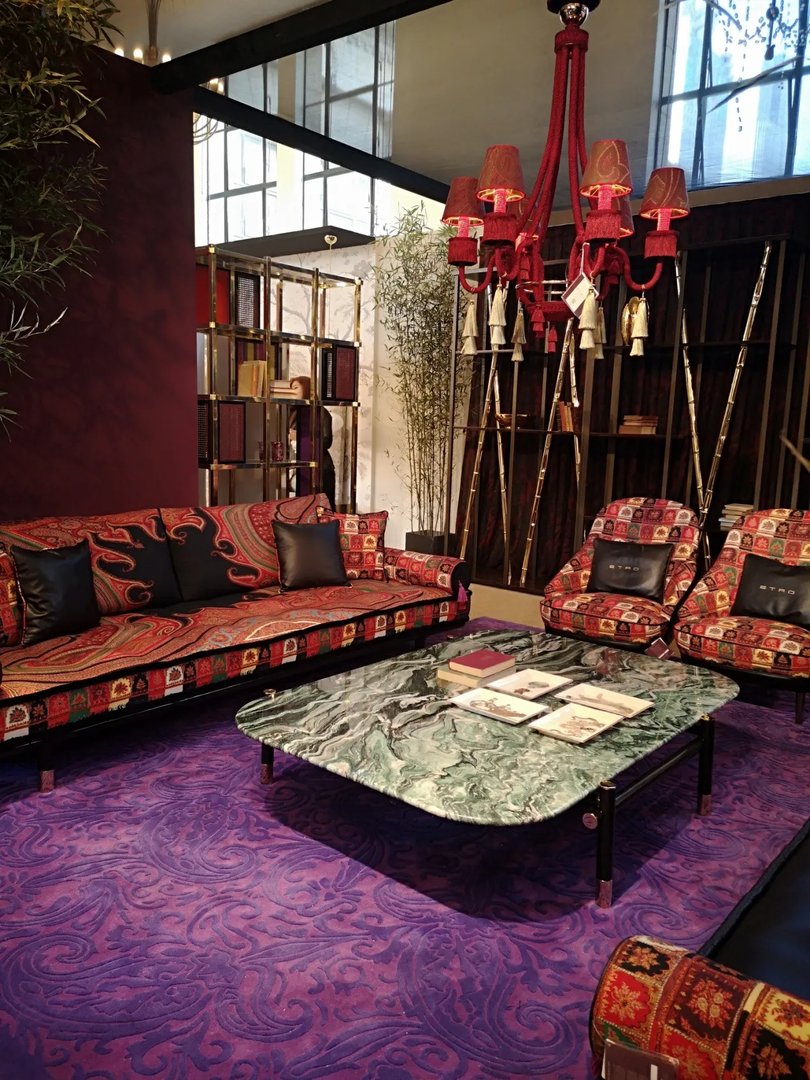 为什么很多人喜欢买自己负担不起的沙发？