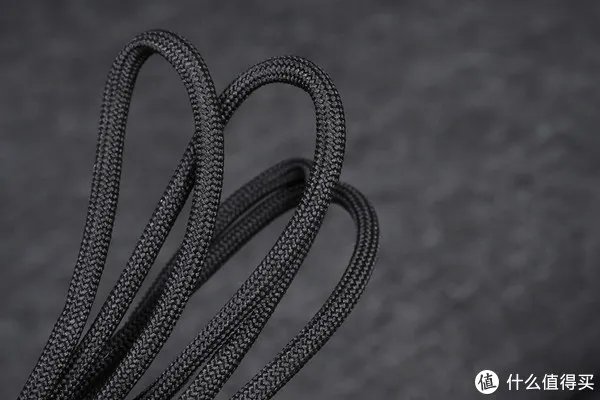 雷蛇炼狱蝰蛇V2游戏鼠标拆解评测 — 大改版，真香