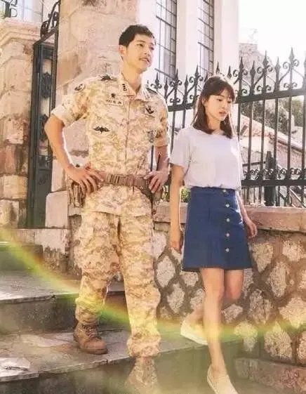 宋仲基宋慧乔公布婚讯,女神还是嫁给了男神!!!