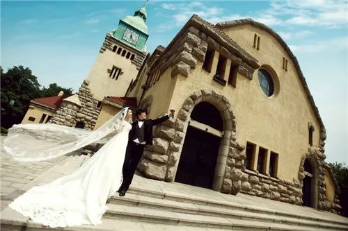 纯外景婚纱摄影哪里好 外景婚纱照拍摄技巧