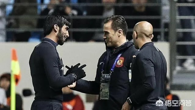 恒大和国安第2轮在亚冠赛场均遭争议判罚,李毅称:亚冠是不是该考虑启用VAR,你怎么看?