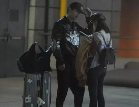 陈晓被曝机场醉酒痛哭？ 揭机场大闹的失态明星们