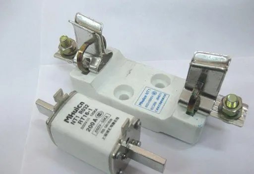 低压熔断器主要用于什么保护