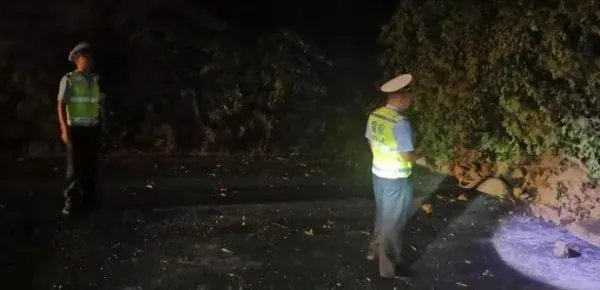 四川雅安一村庄发生滑坡9人失联,失联人员有无被找到?