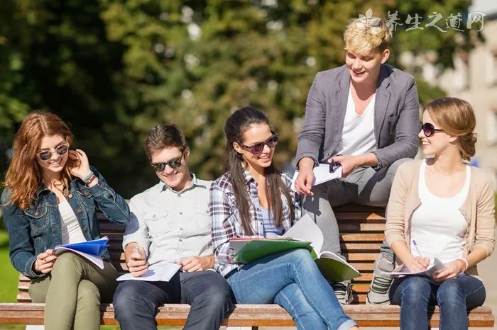 睫毛短能用睫毛夹吗 睫毛夹能夹下睫毛吗