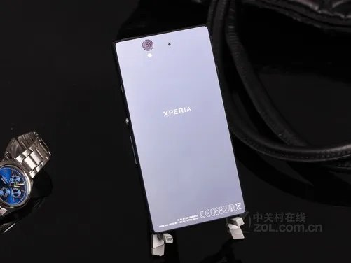 双摄像头关注高 前后各置摄像头热机荐