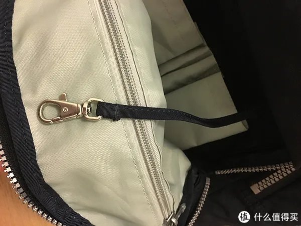 带着食物的猩猩：Kipling 凯浦林 双肩背包