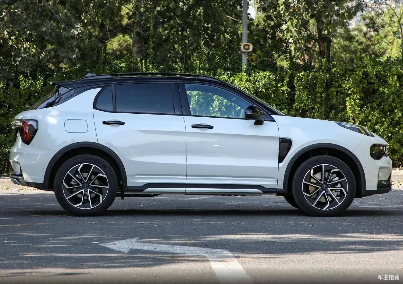 国产油电混动汽车哪款好，国产混合动力汽车排名十强