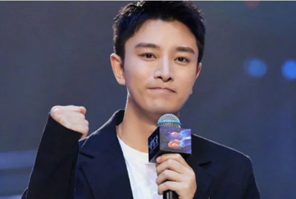 贾乃亮调侃了半个演艺圈，贾乃亮不做主持人是不是有点可惜？