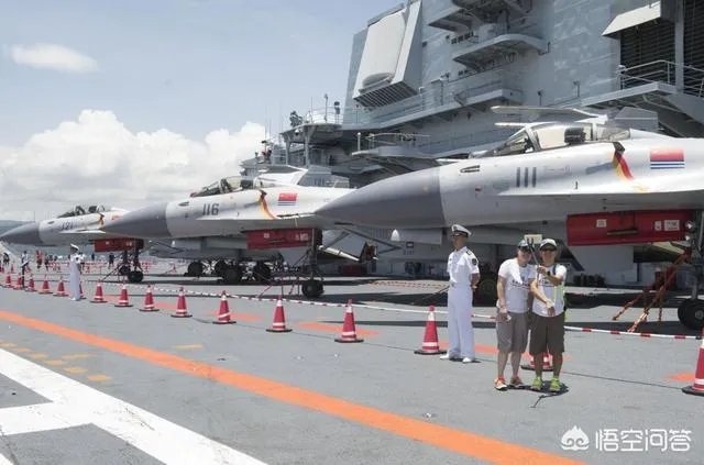 海军节会有双航母和055大驱参加阅兵吗？