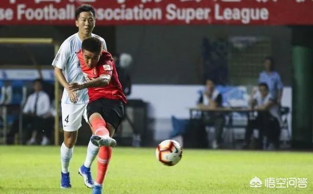 韦世豪长途奔袭助埃尔克森破门，球迷称这是来自未来国足锋线的配合，你怎么评价？