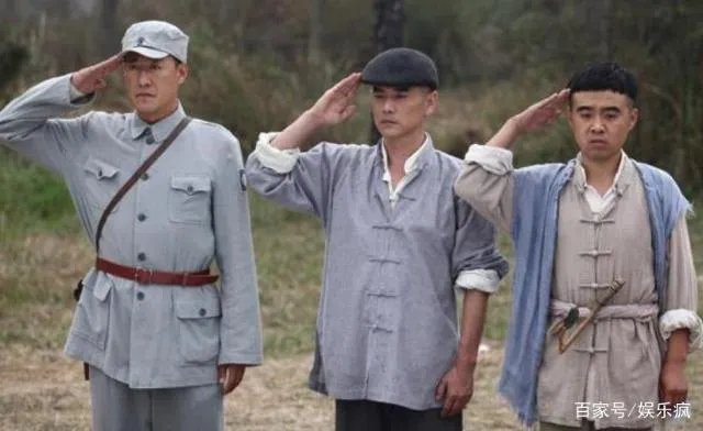 他出道搭档邓超被熟知，10年前演反派遭人骂，如今怎样了？