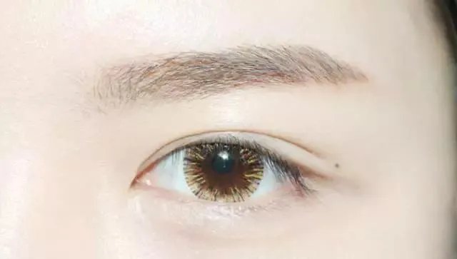 如何化韩式眼妆？