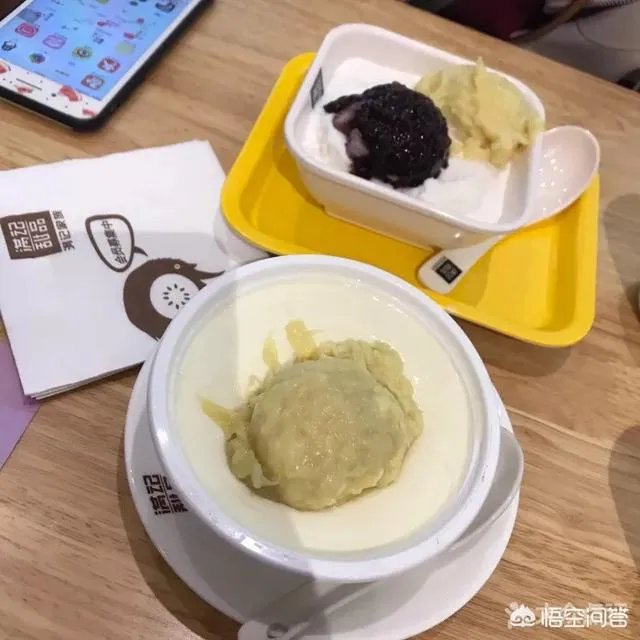 在所有甜品店里,满记甜品怎么样?