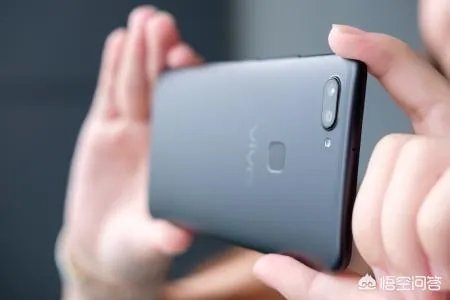 如果vivo Xplay7发布的话，vivo X20这款手机还值得入手吗？