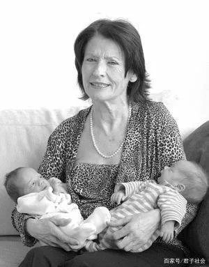 安徽43女子产下6斤女婴，医生称其是自然受孕，高龄产妇生育几率有多大？