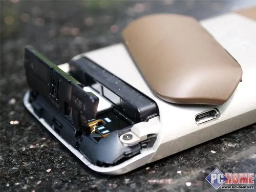 小巧玲珑工 HTC微客手机评测