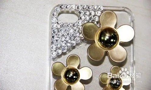 手机壳贴钻还能这样DIY 你不知道吧