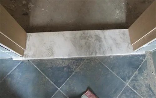 门槛石破损怎么修补