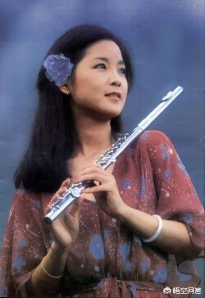 邓丽君为什么在那个年代那么红？