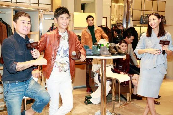 张晓龙遭调侃任人摸