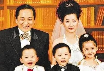 汤镇业前妻姜坤 揭秘其离婚的真正原因