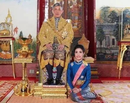 如何看待泰国王妃被剥夺全部头衔？